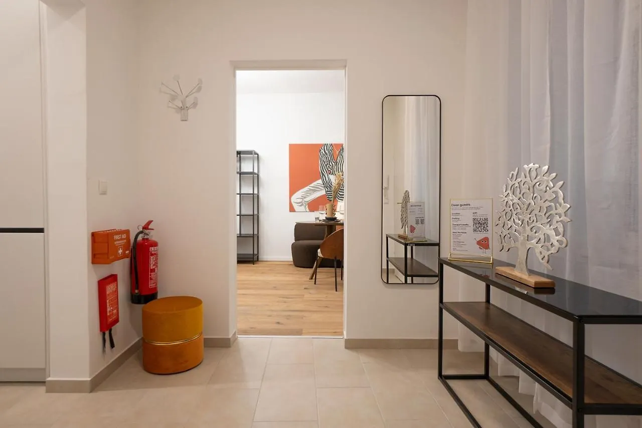 Stylish Central 1-Bedroom Apartment With A Terrace Βιέννη Αυστρία