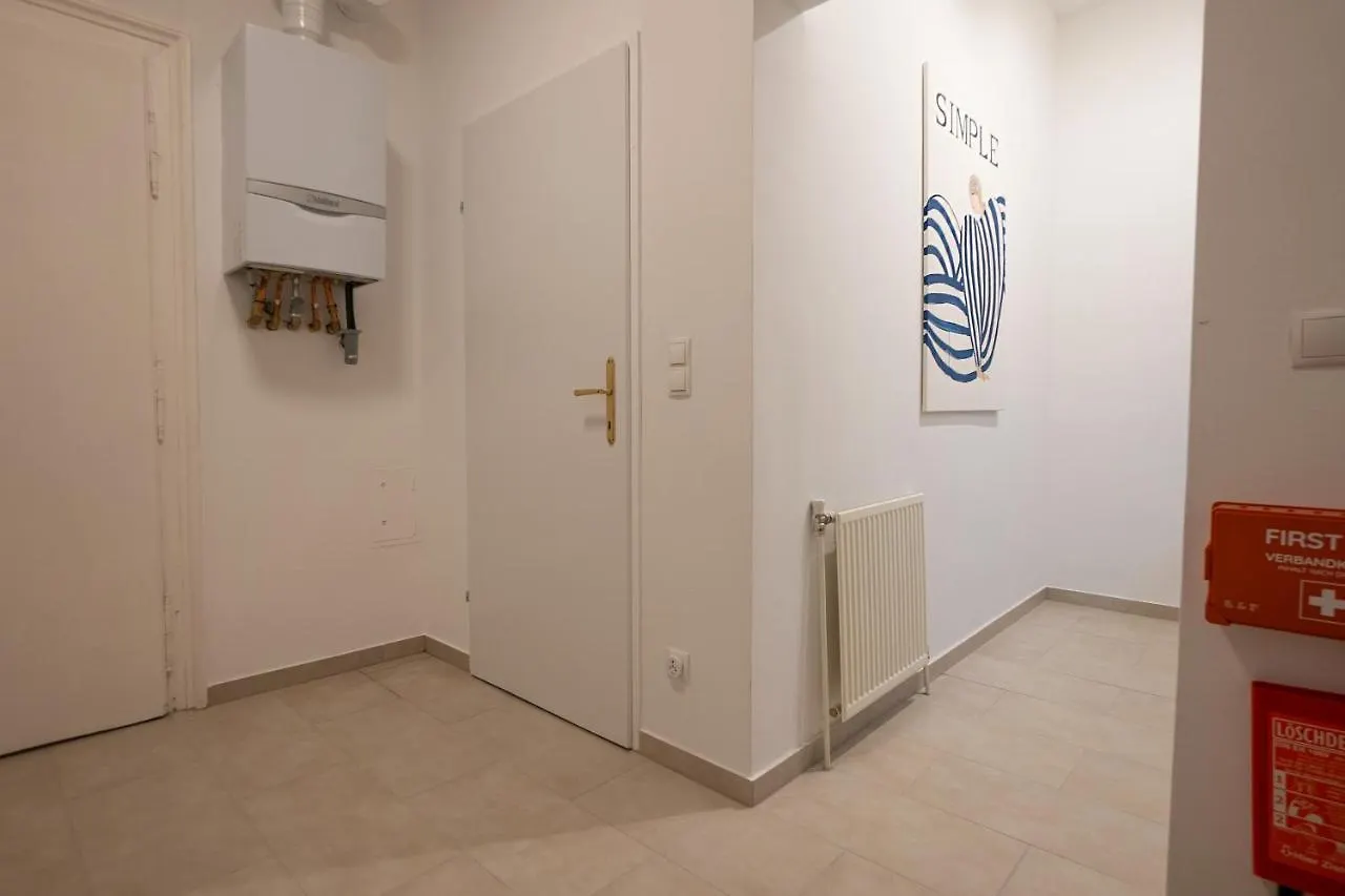 Stylish Central 1-Bedroom Apartment With A Terrace Βιέννη 0*,